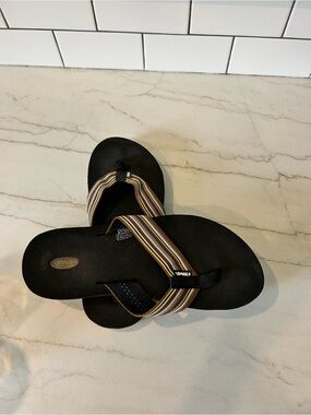 Teva Men’s Mush Flip-flop Sandals with Multicolor Striped Straps